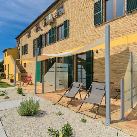 Villa Morro Suites Morrovalle Bagian luar foto
