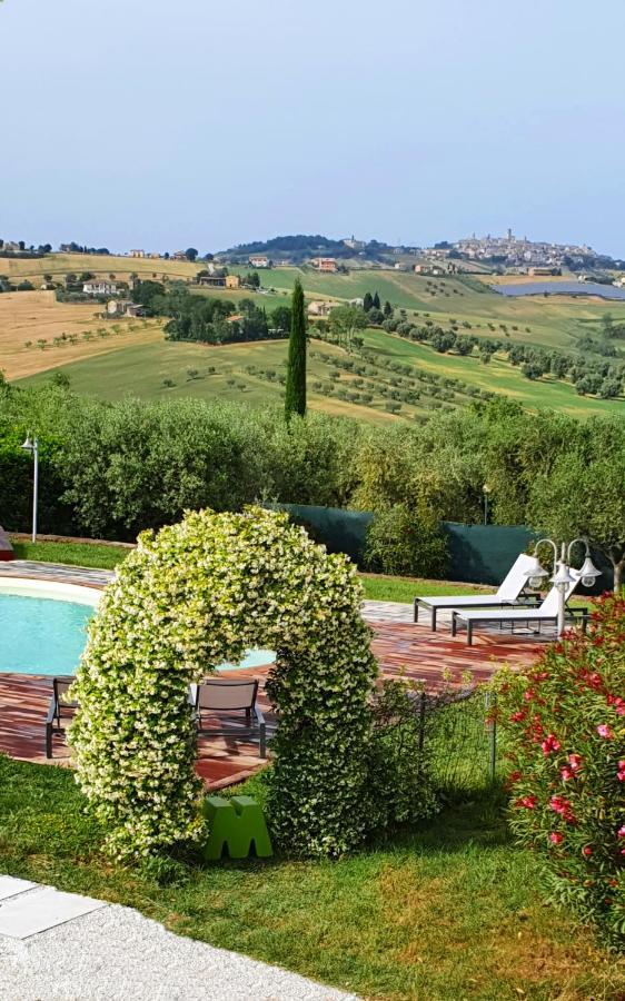 Villa Morro Suites Morrovalle Bagian luar foto