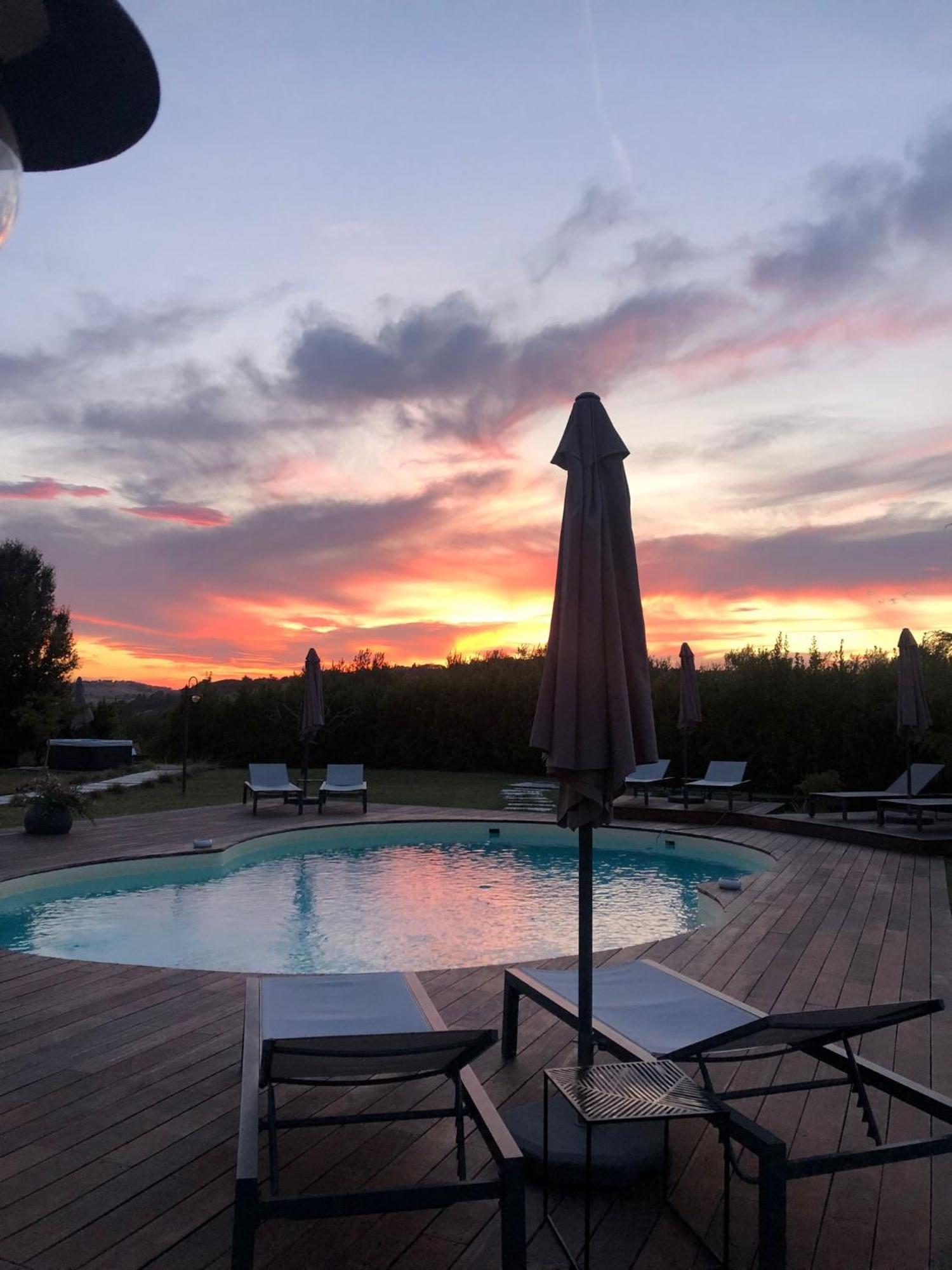 Villa Morro Suites Morrovalle Bagian luar foto