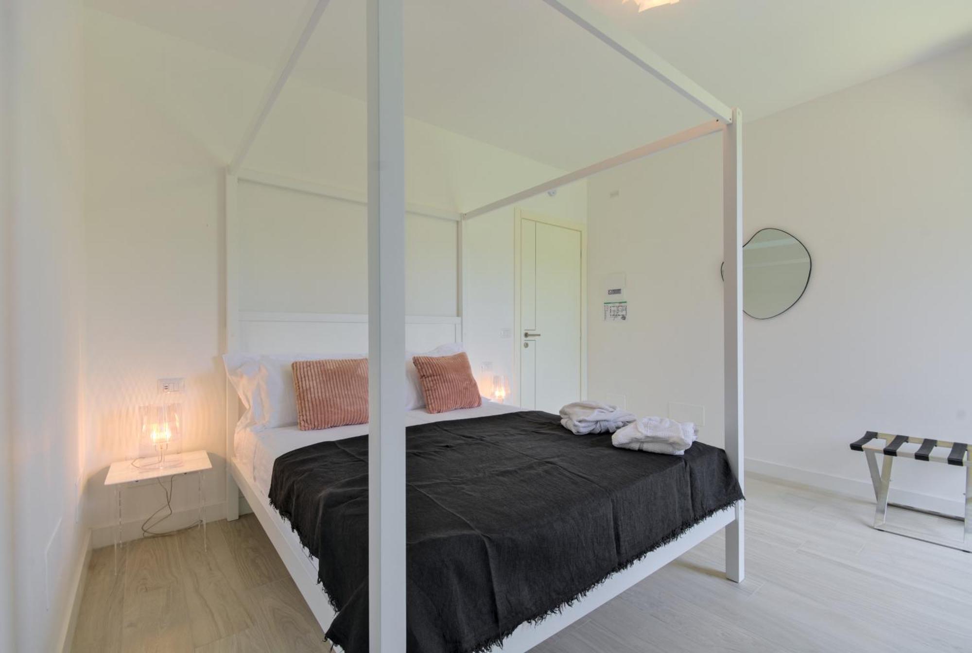 Villa Morro Suites Morrovalle Bagian luar foto