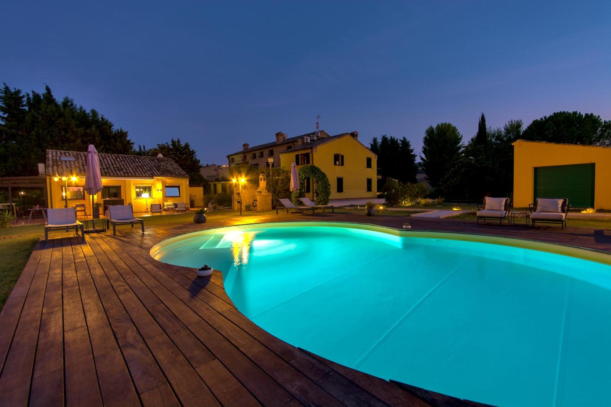 Villa Morro Suites Morrovalle Bagian luar foto