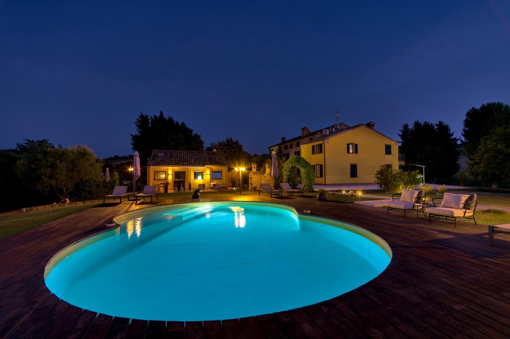 Villa Morro Suites Morrovalle Bagian luar foto